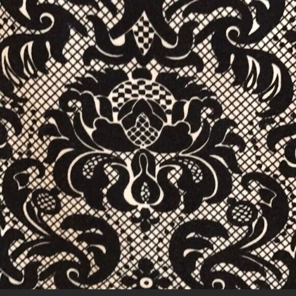 Talbots Petite SMALL PETITE Black & White Top - Picture 3 of 3